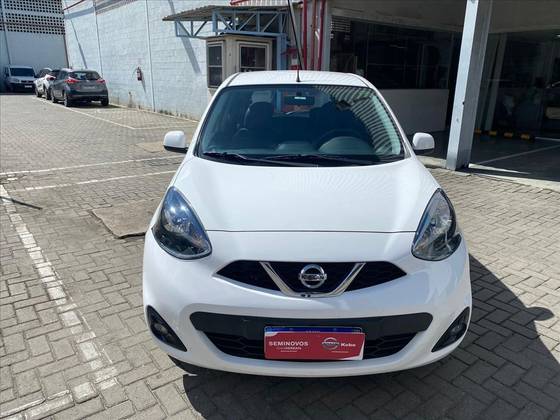 NISSAN MARCH 1.6 SL 16V FLEXSTART 4P XTRONIC